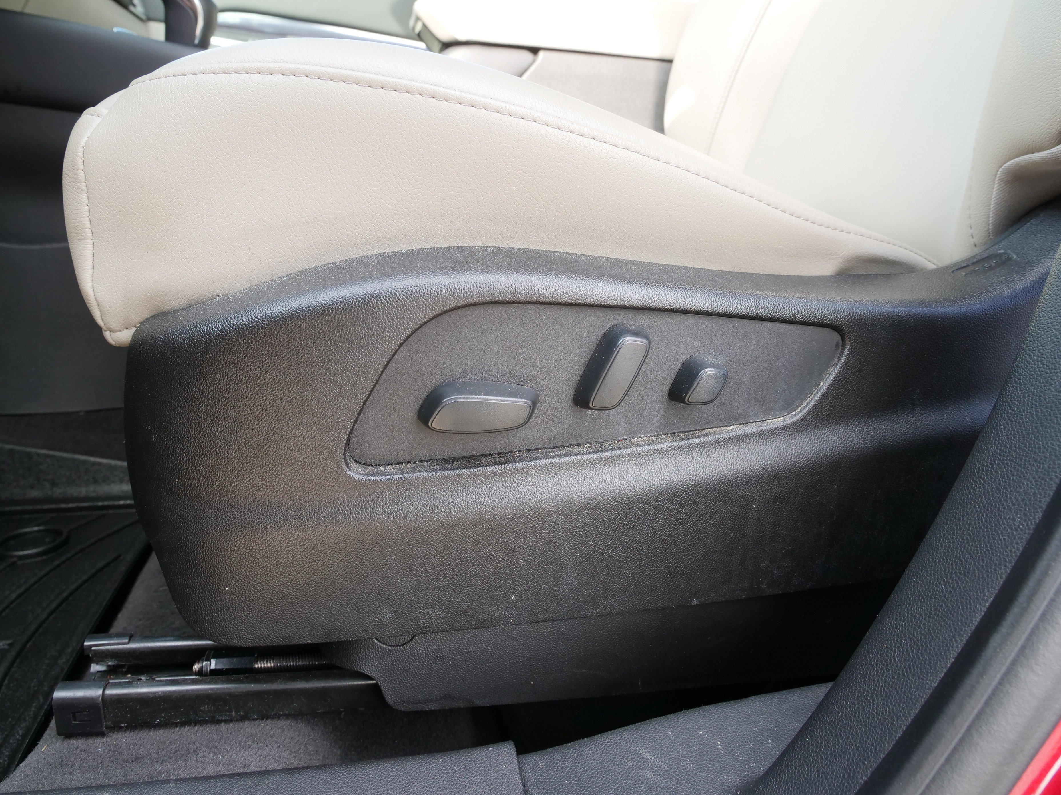 Used 2019 Cadillac XT4 Luxury image 17