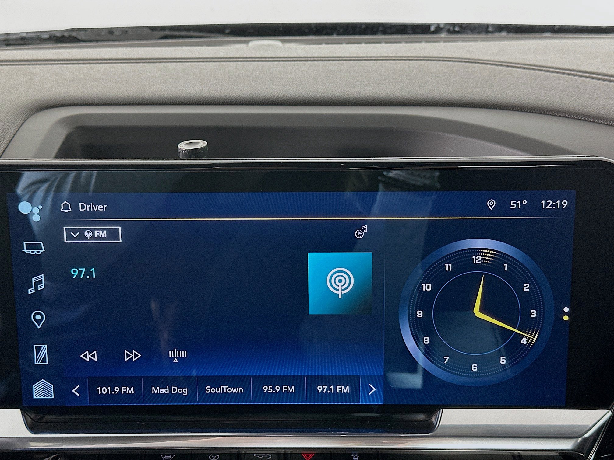 Used 2022 Chevrolet Silverado 1500 LT image 19