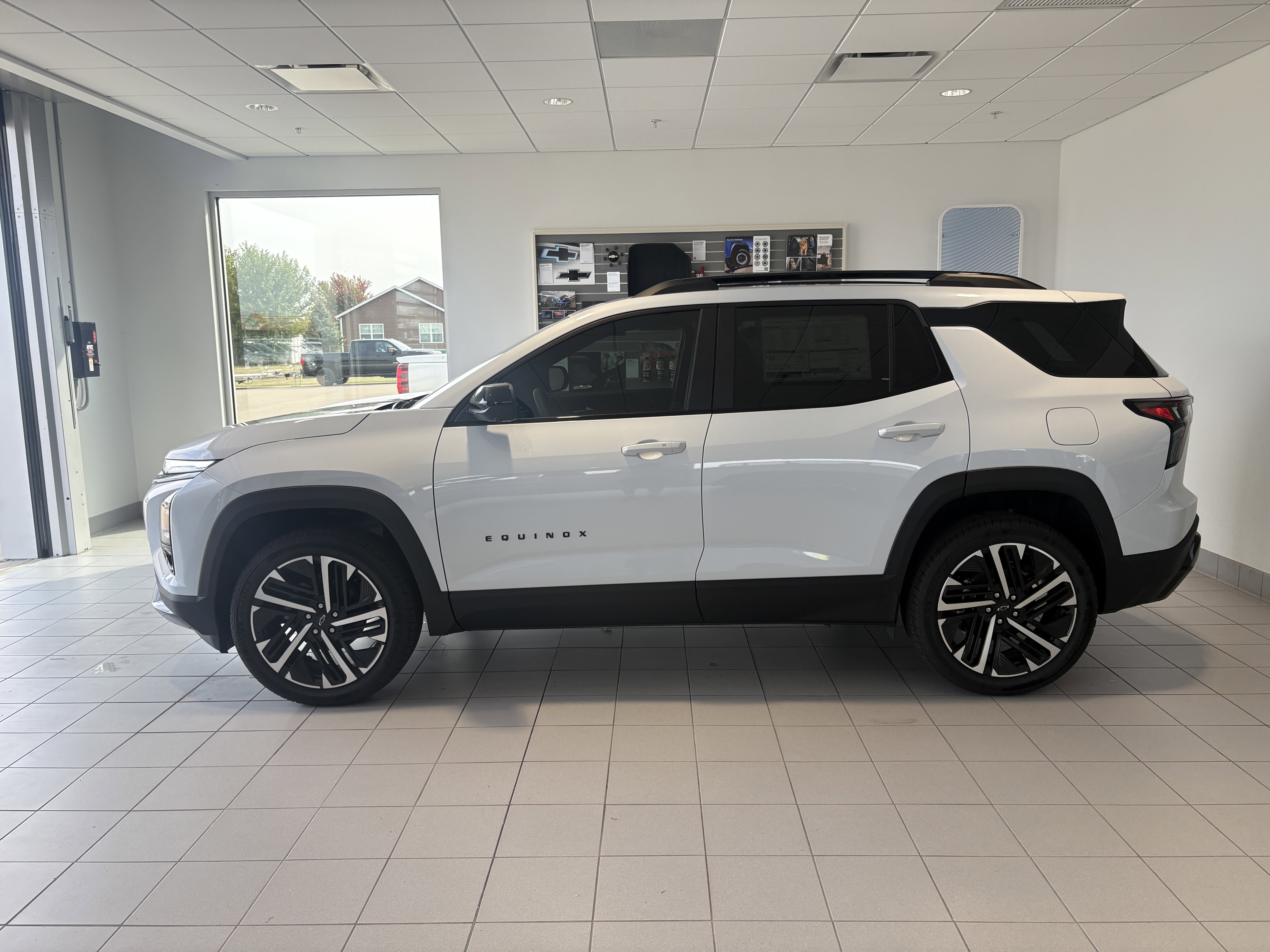 New 2026 Chevrolet Equinox RS w/ Convenience Package III image 2