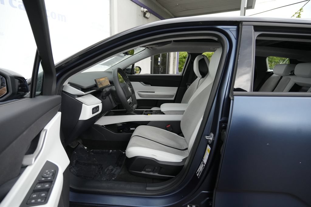 Used 2023 Fisker Ocean Extreme AWD/4WD image 17