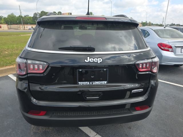 Used 2022 Jeep Compass Latitude image 6