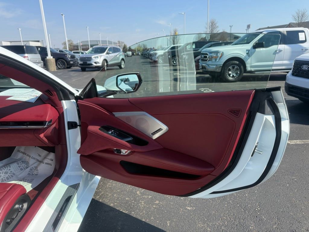 Used 2020 Chevrolet Corvette Stingray Premium Cpe w/ 3LT Preferred Equipment Group image 43