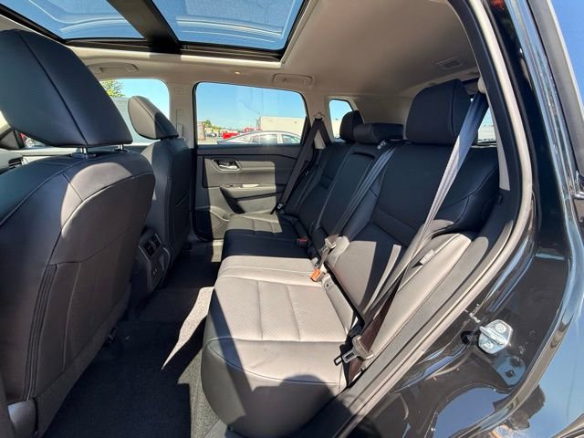 New 2026 Nissan Rogue SV AWD/4WD image 15