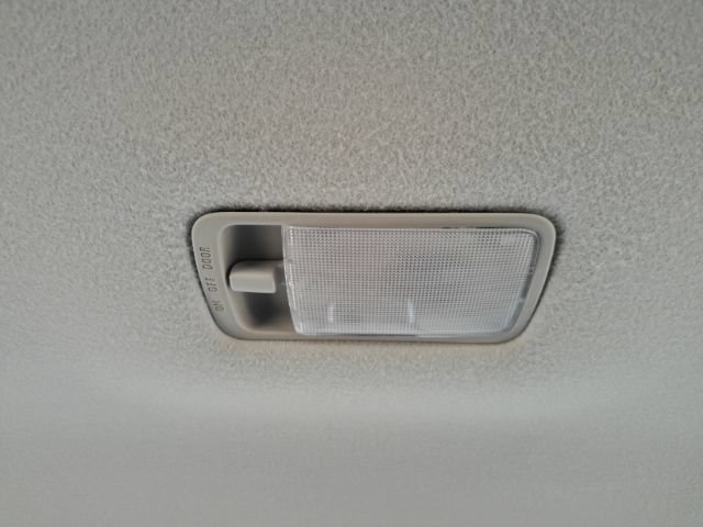 Used 2014 Nissan Versa Note S FWD image 26