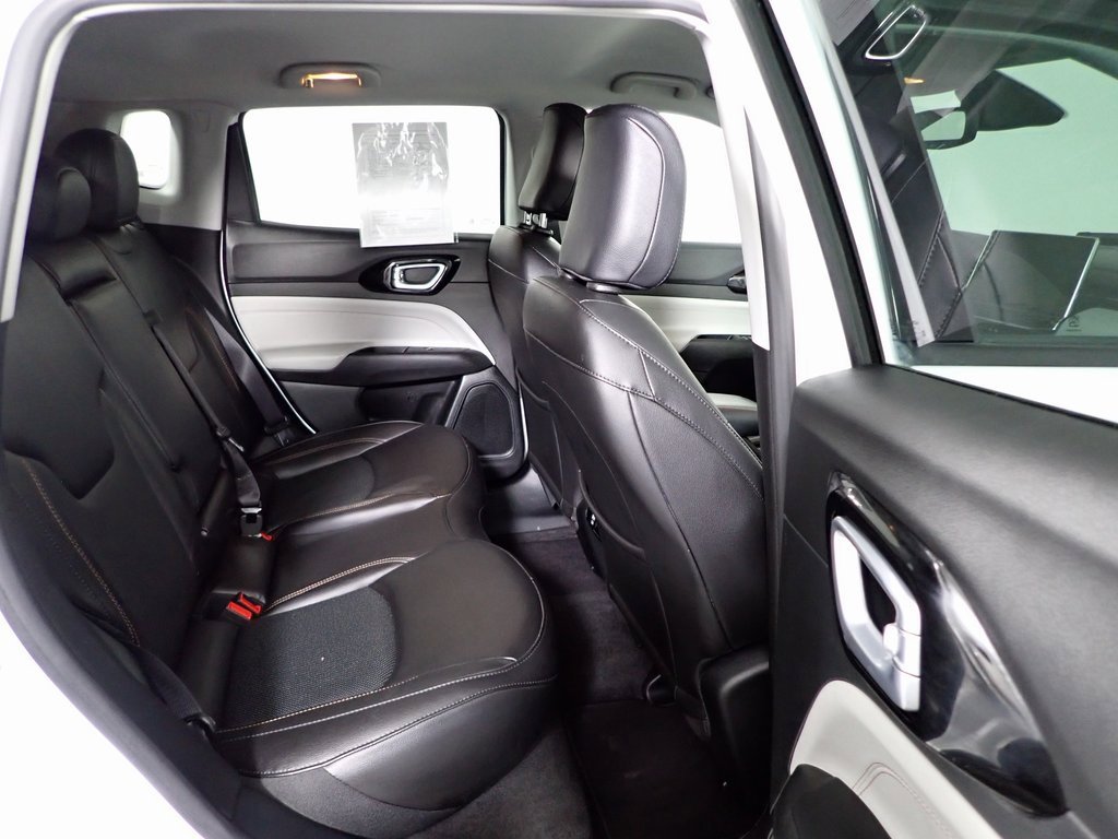 Used 2022 Jeep Compass Limited image 31