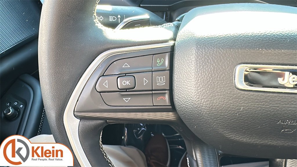 Used 2024 Jeep Grand Cherokee L Laredo w/ Luxury Tech Group I image 16