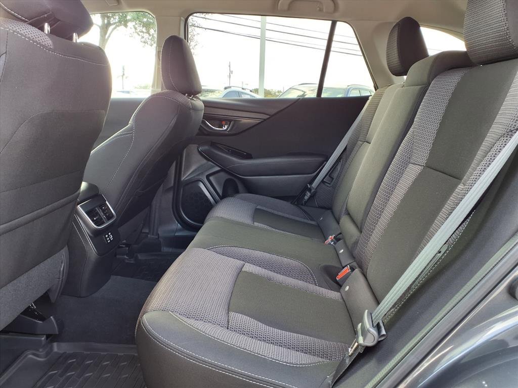 Certified 2025 Subaru Outback Premium w/ Popular Package #1A image 5