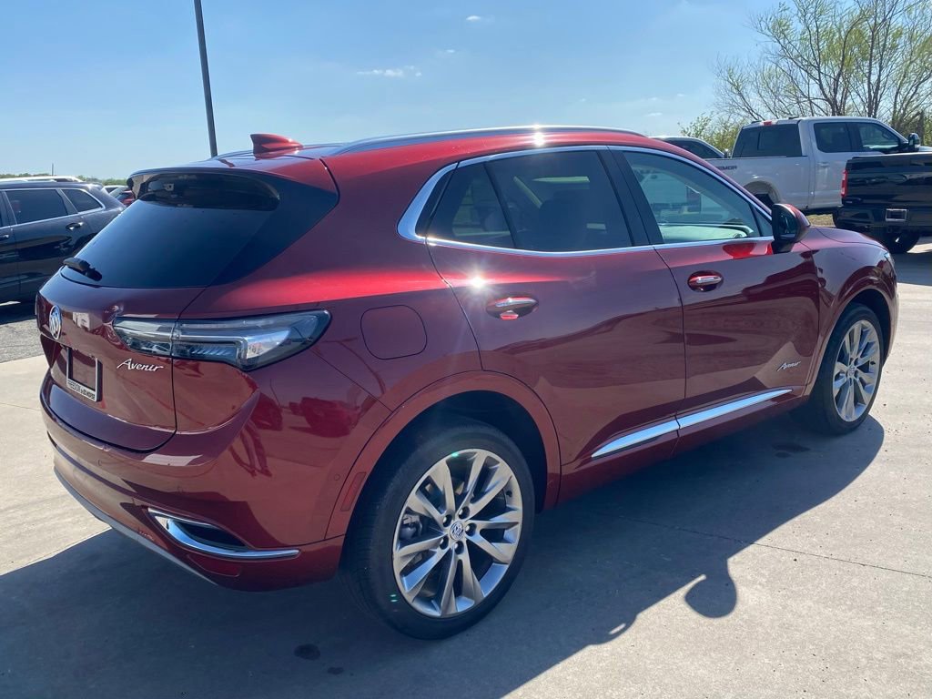 Used 2022 Buick Envision Avenir w/ Technology Package II image 5