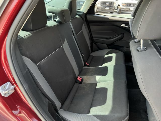Used 2014 Ford Focus SE FWD image 26