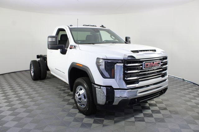 New 2026 GMC Sierra 3500 SLE w/ SLE Convenience Package AWD/4WD image 19