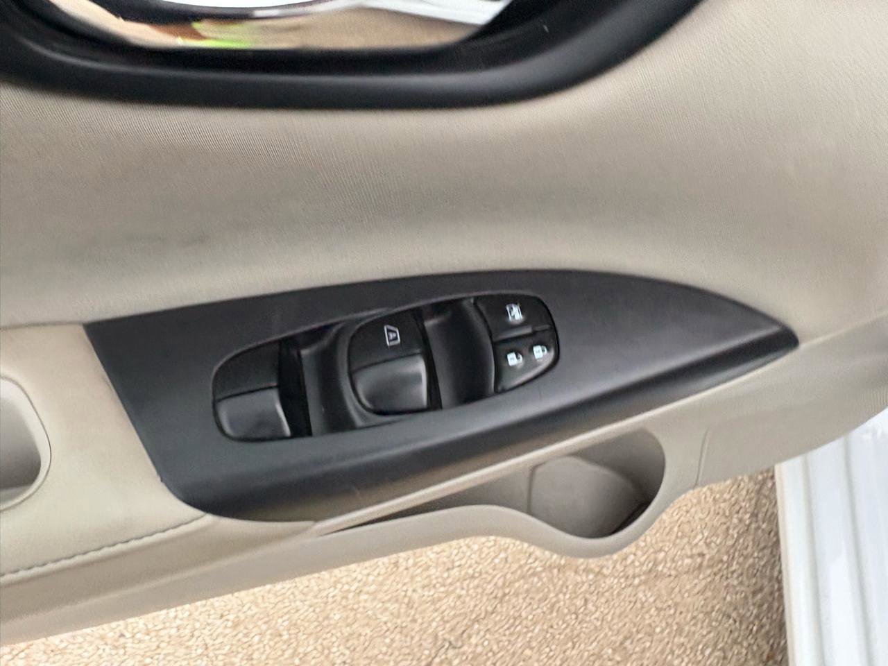 Used 2017 Nissan Sentra S w/ S Style Package FWD image 28
