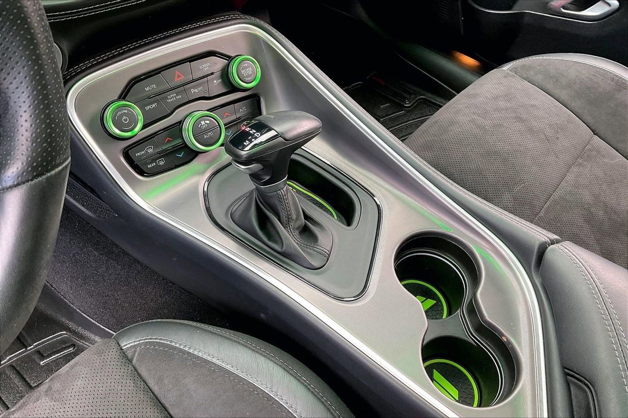 Certified 2022 Dodge Challenger R/T w/ Plus Package image 33