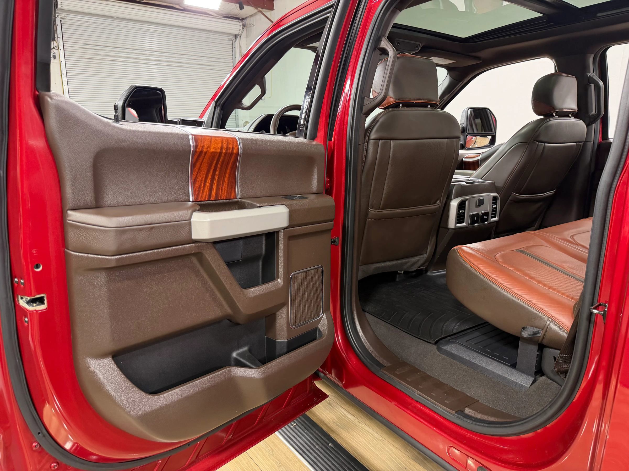 Used 2022 Ford F250 King Ranch w/ King Ranch Ultimate Package AWD/4WD image 14