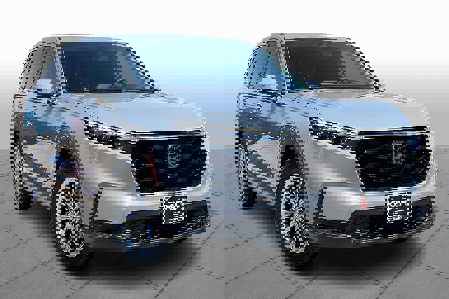 Used 2023 Honda CR-V EX image 3