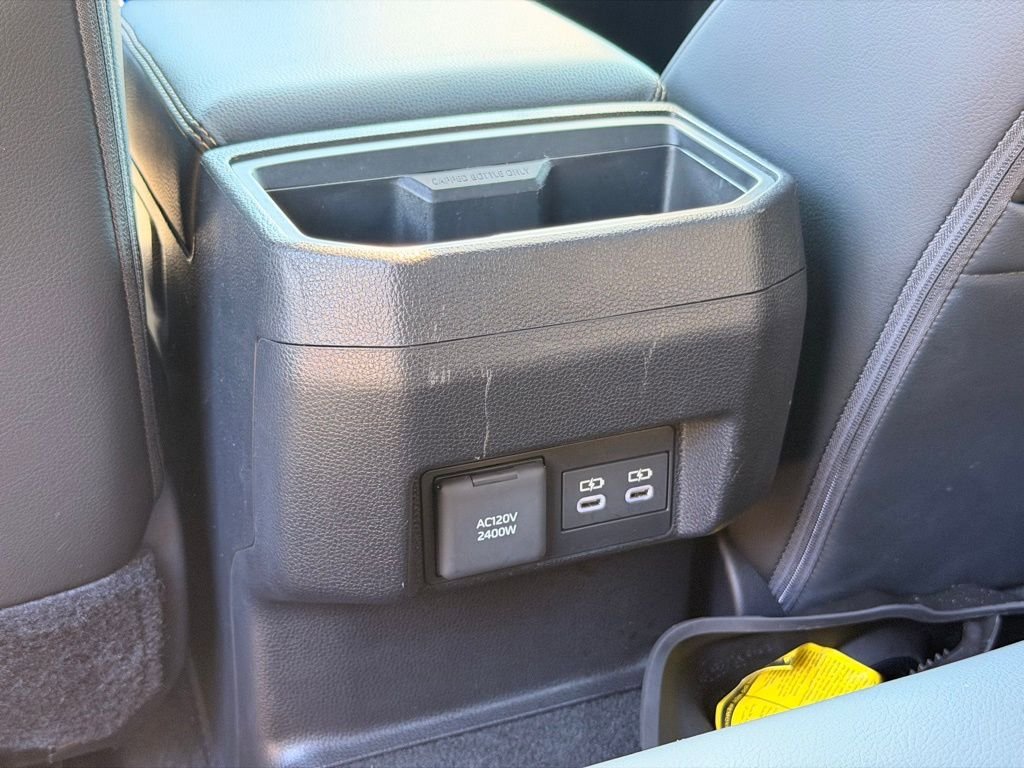 Used 2025 Toyota Tacoma Limited AWD/4WD image 17