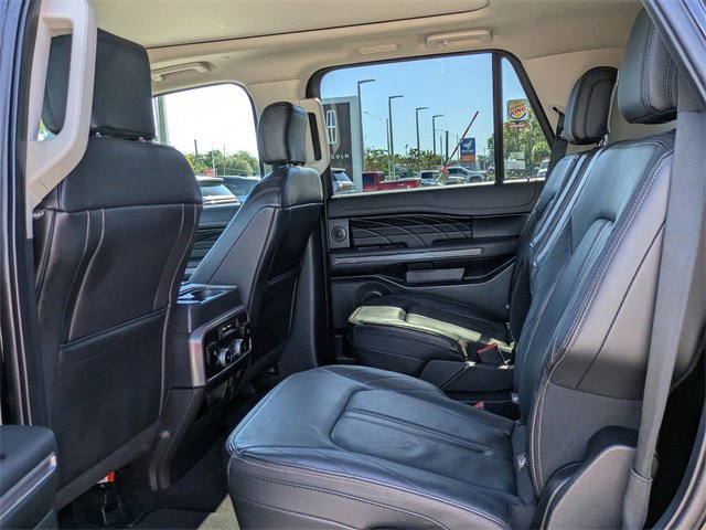 Used 2021 Ford Expedition Platinum image 13
