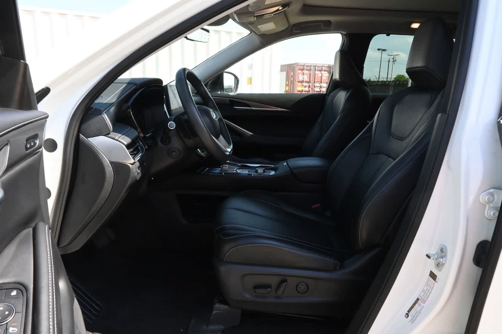 Certified 2023 INFINITI QX60 Luxe w/ Cargo Package AWD/4WD image 17