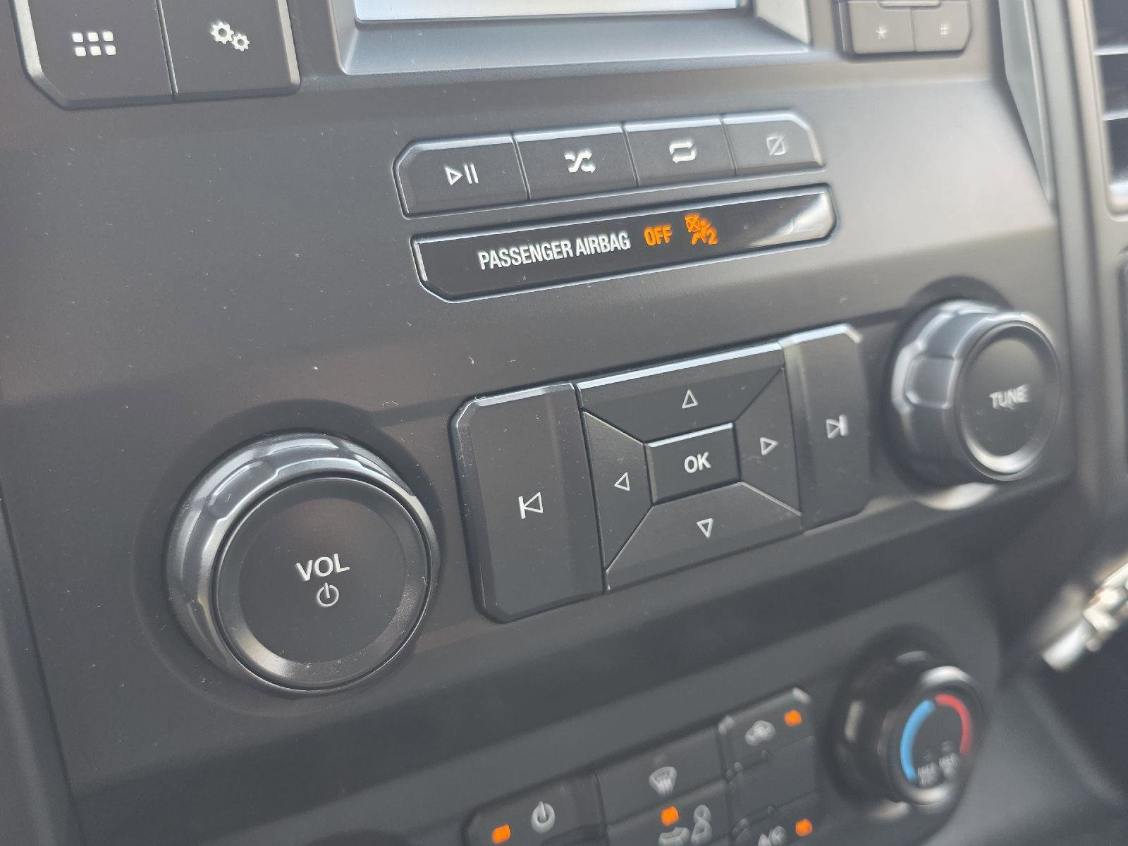 Used 2019 Ford F150 XL w/ XL Power Equipment Group AWD/4WD image 18