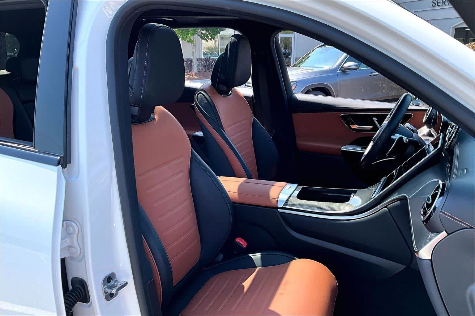 Certified 2025 Mercedes-Benz GLC 43 AMG 4MATIC image 9