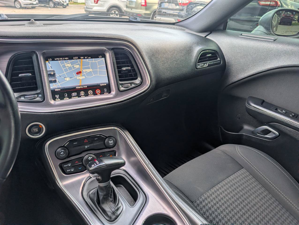 Used 2016 Dodge Challenger SXT RWD image 22