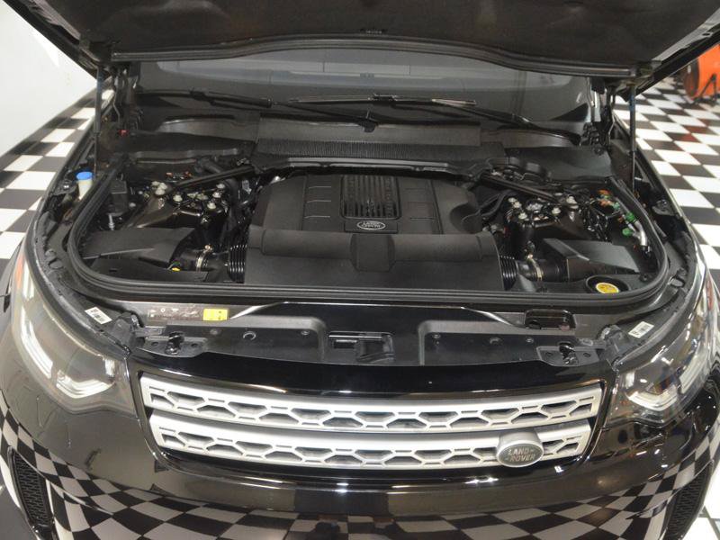 Used 2018 Land Rover Discovery HSE Luxury AWD/4WD image 12