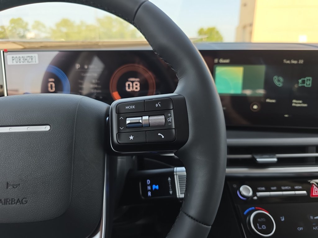 New 2027 Hyundai Santa Fe SEL FWD image 21