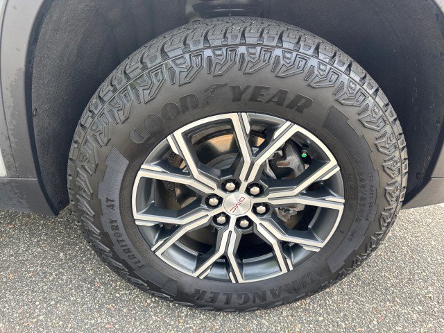 Used 2024 GMC Acadia AT4 w/ LPO, Floor Liner Package AWD/4WD image 10