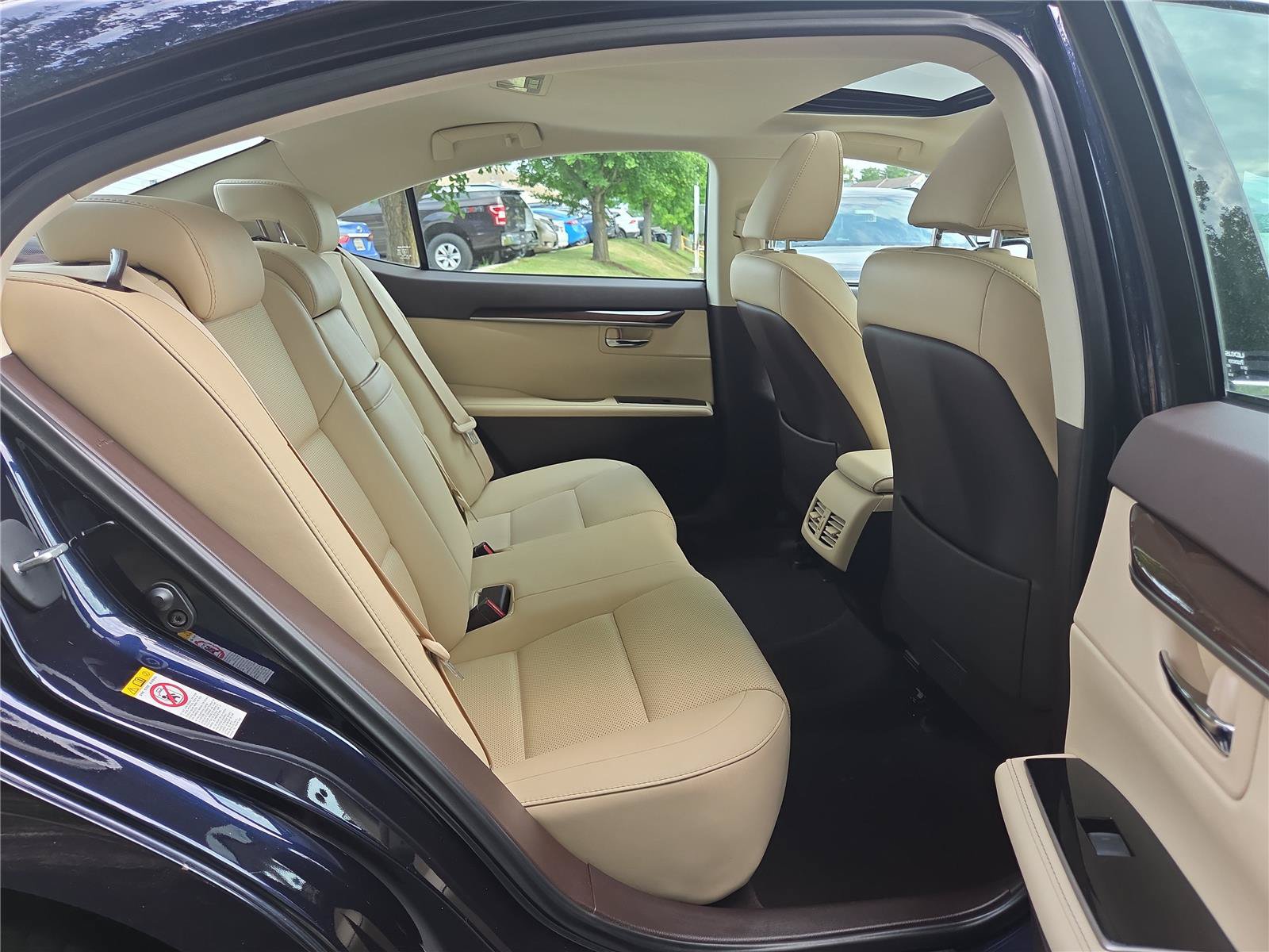 Used 2017 Lexus ES 350 w/ Navigation System Package FWD image 28