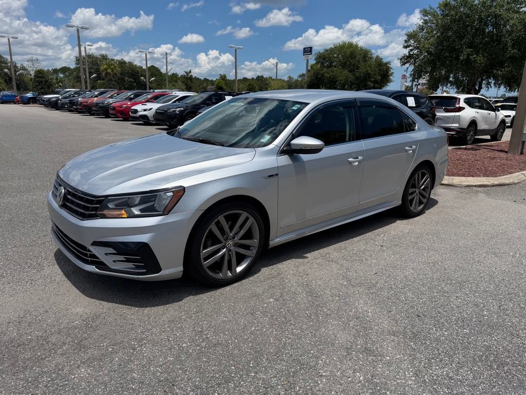 Used 2017 Volkswagen Passat 1.8T R-Line FWD image 12