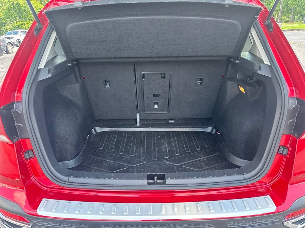Certified 2022 Volkswagen Taos SE FWD image 13