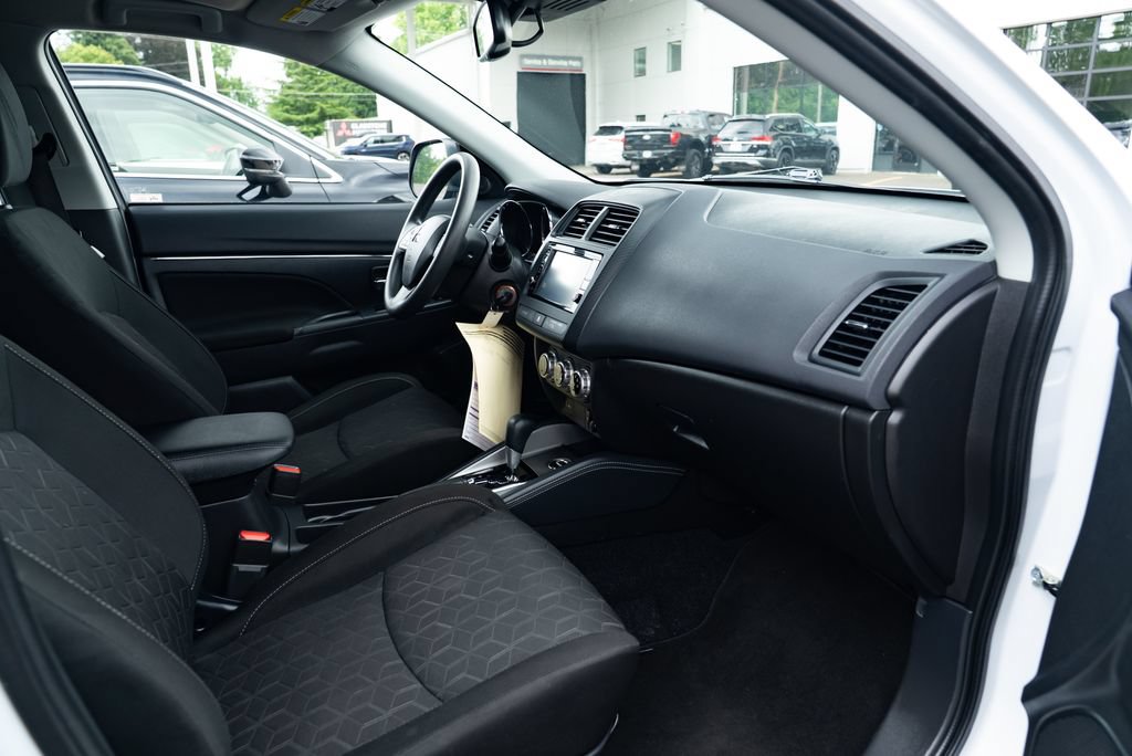 Used 2023 Mitsubishi Outlander Sport ES AWD/4WD image 26