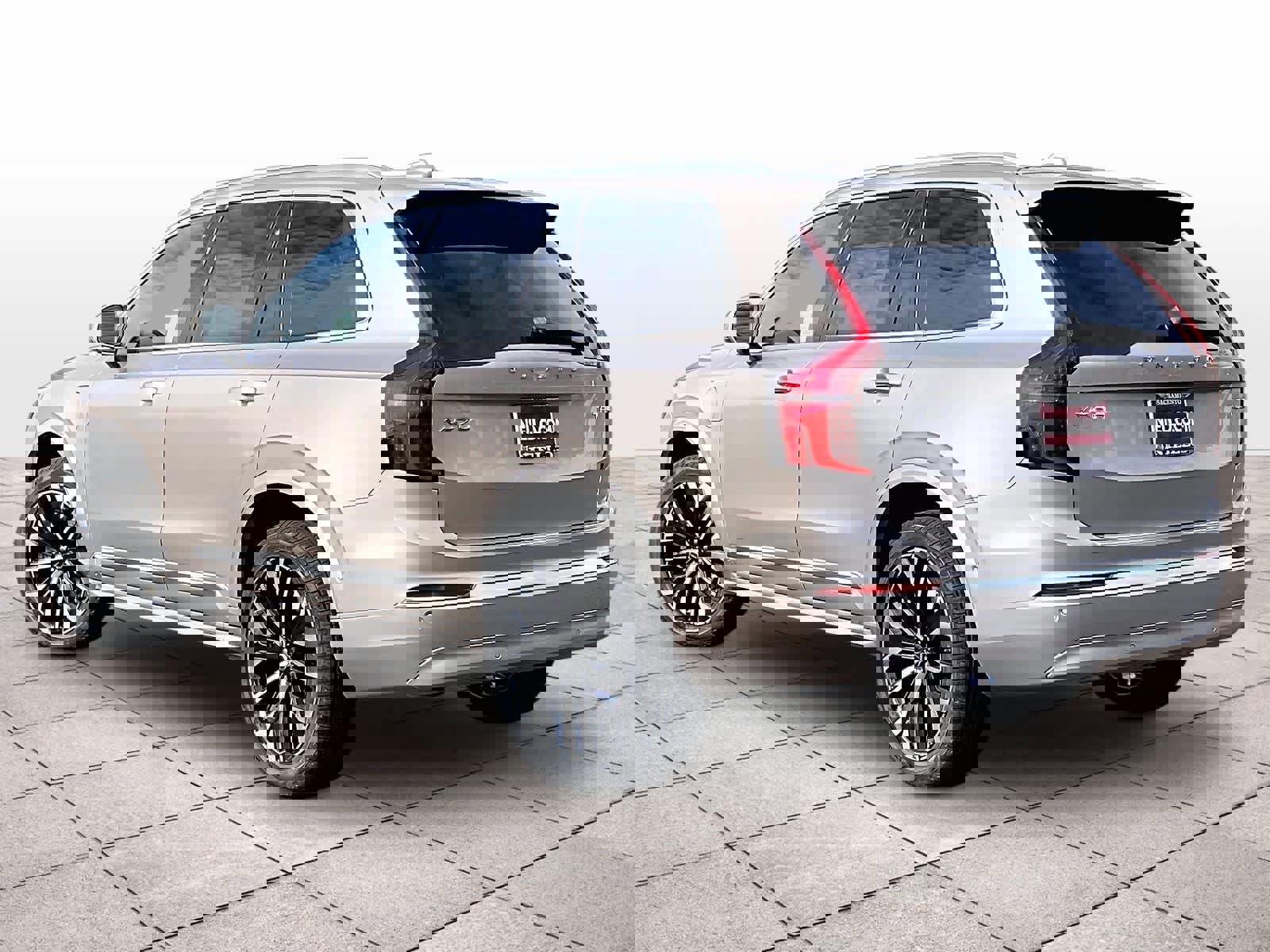 New 2026 Volvo XC90 T8 Plus w/ Protection Package Premier image 3