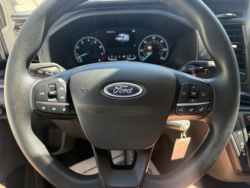 Used 2020 Ford Transit 250 Medium Roof w/ Load Area Protection Package RWD image 3