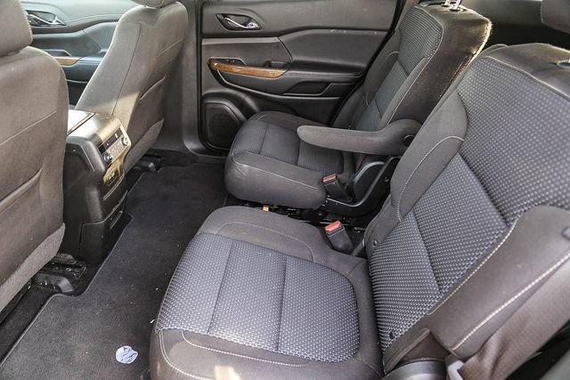 Used 2020 GMC Acadia SLE FWD image 14