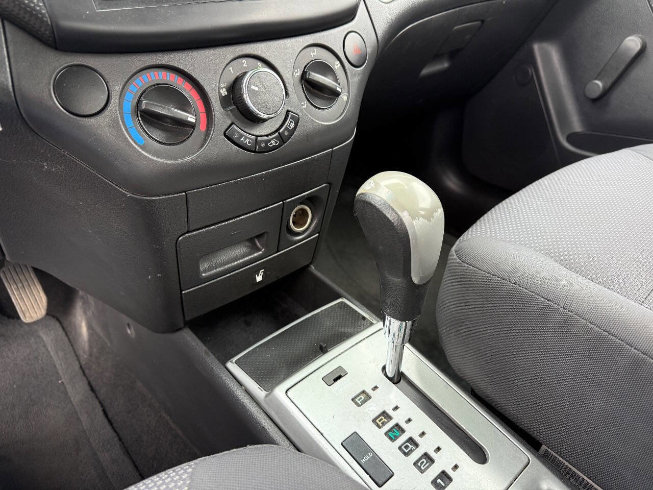 Used 2010 Chevrolet Aveo LT image 22