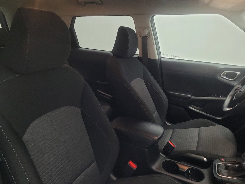 Used 2021 Kia Soul S FWD image 21