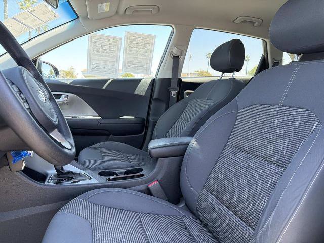 Used 2021 Kia Niro LX image 21