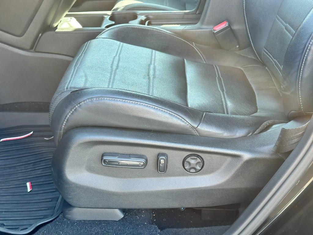 Used 2017 Honda CR-V Touring image 19
