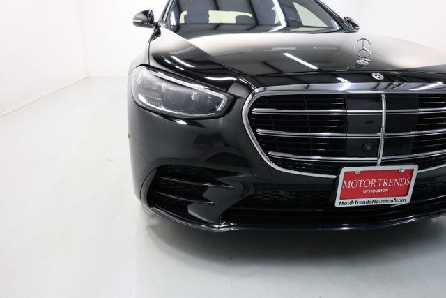 Used 2022 Mercedes-Benz S 580 4MATIC Sedan w/ AMG Line Package image 73