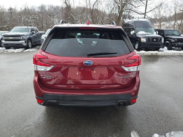 Certified 2023 Subaru Forester Premium image 4