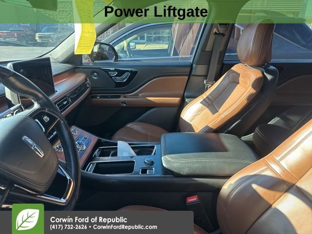 Used 2020 Lincoln Aviator Reserve w/ Equipment Group 201A image 9