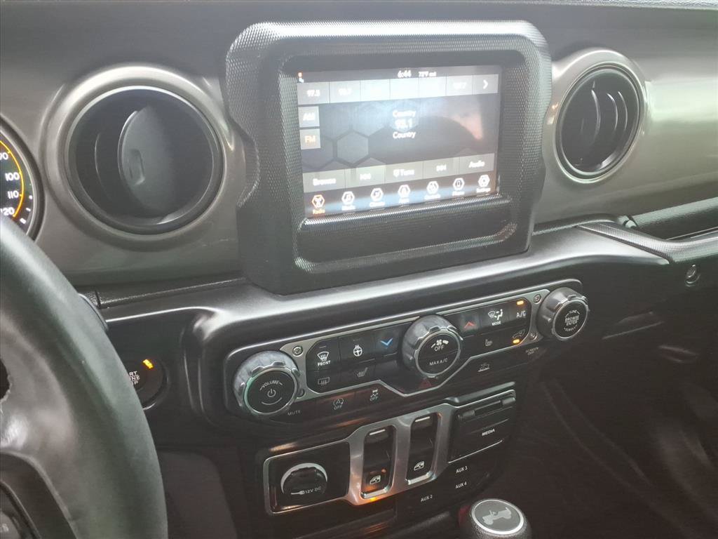 Used 2022 Jeep Wrangler Sport AWD/4WD image 25