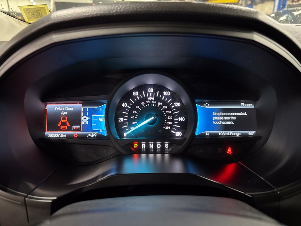 Used 2024 Ford Edge SEL AWD/4WD image 24