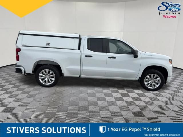Used 2023 Chevrolet Silverado 1500 Custom AWD/4WD image 5