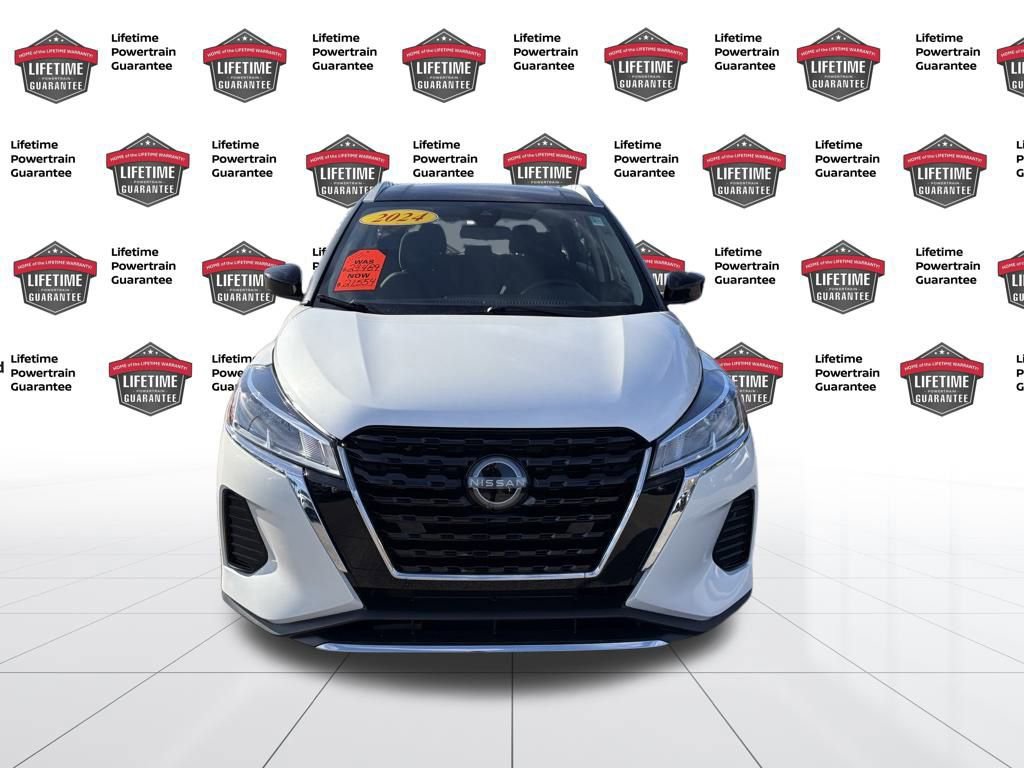 Certified 2024 Nissan Kicks SV image 10
