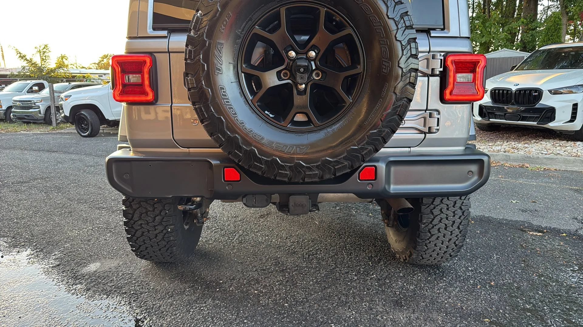 Used 2019 Jeep Wrangler Unlimited Sahara w/ Quick Order Package 24M Moab AWD/4WD image 56
