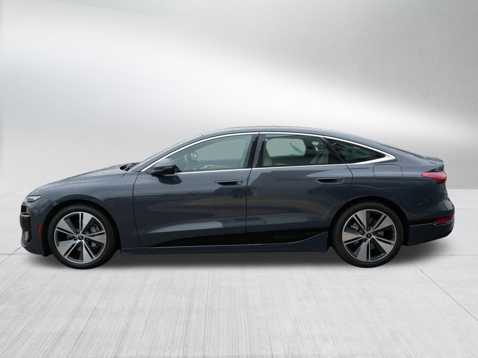 Used 2025 Audi A6 e-tron Prestige w/ Beige Warm Weather Package image 4