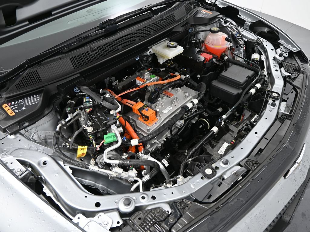 Used 2025 Chevrolet Equinox EV LT w/ Convenience Package image 35