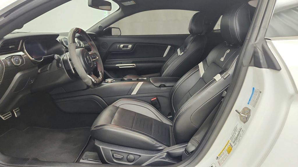 Used 2020 Ford Mustang Shelby GT500 w/ Technology Package RWD image 58