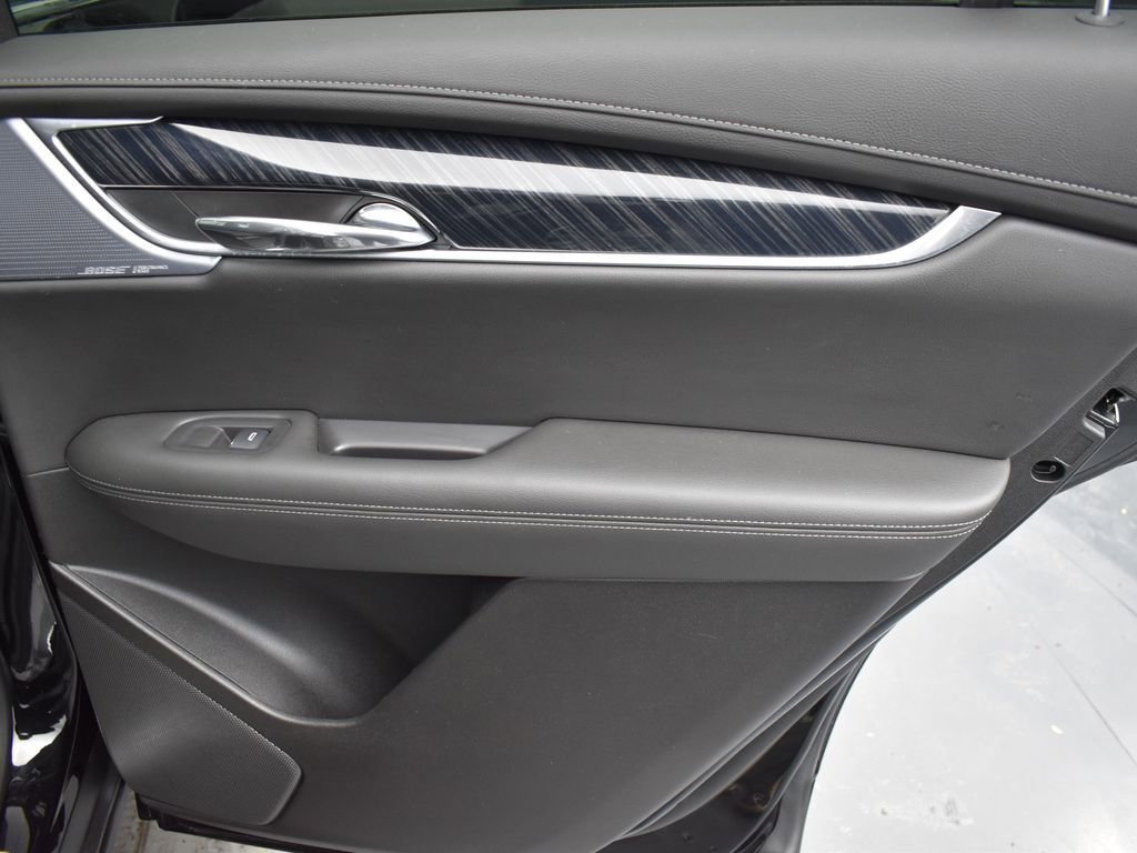 Used 2024 Cadillac XT6 Premium Luxury w/ Technology Package image 31